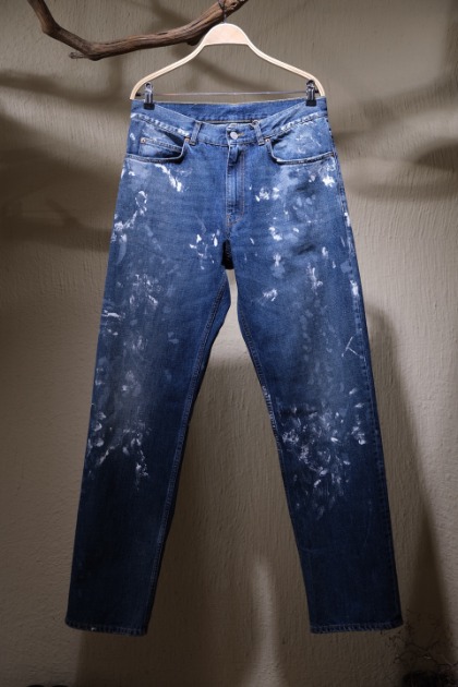 마틴 로즈 Martine Rose - Relaxed Fit Jeans - Painted Bleach Denim