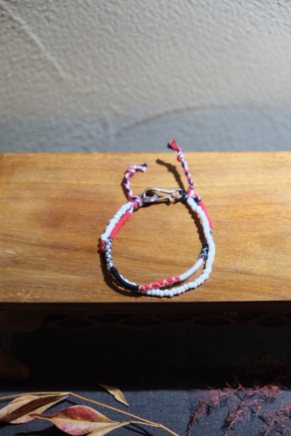 노스웍스 North Works D-718 Beads Bracelet - White