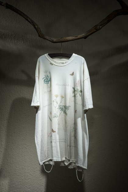 안셀름 Ancellm - Botanical T-Shirt - White