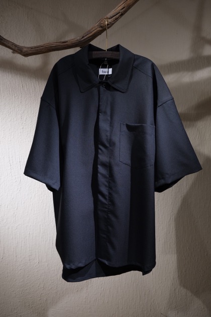 로운 Lownn - Minimal Shirt Short Sleeves - Black