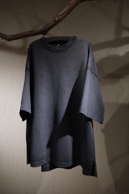 YLEVE 일레브 PIGMENT DYE COTTON JERSEY S/S T-Shirts - Black