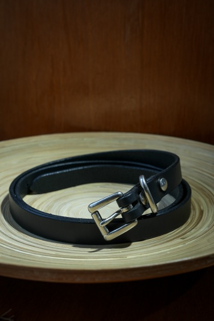 요코 사카모토 Yoko Sakamoto Slim Belt - Black