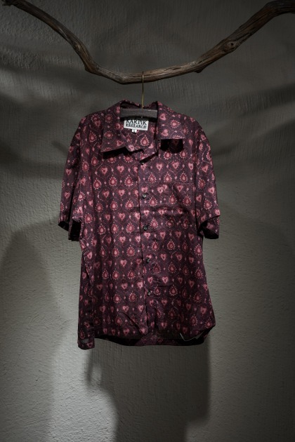 카르틱 리서치 Kartik Research Hand Block Print Artist Collab Shirts - Black/Pink
